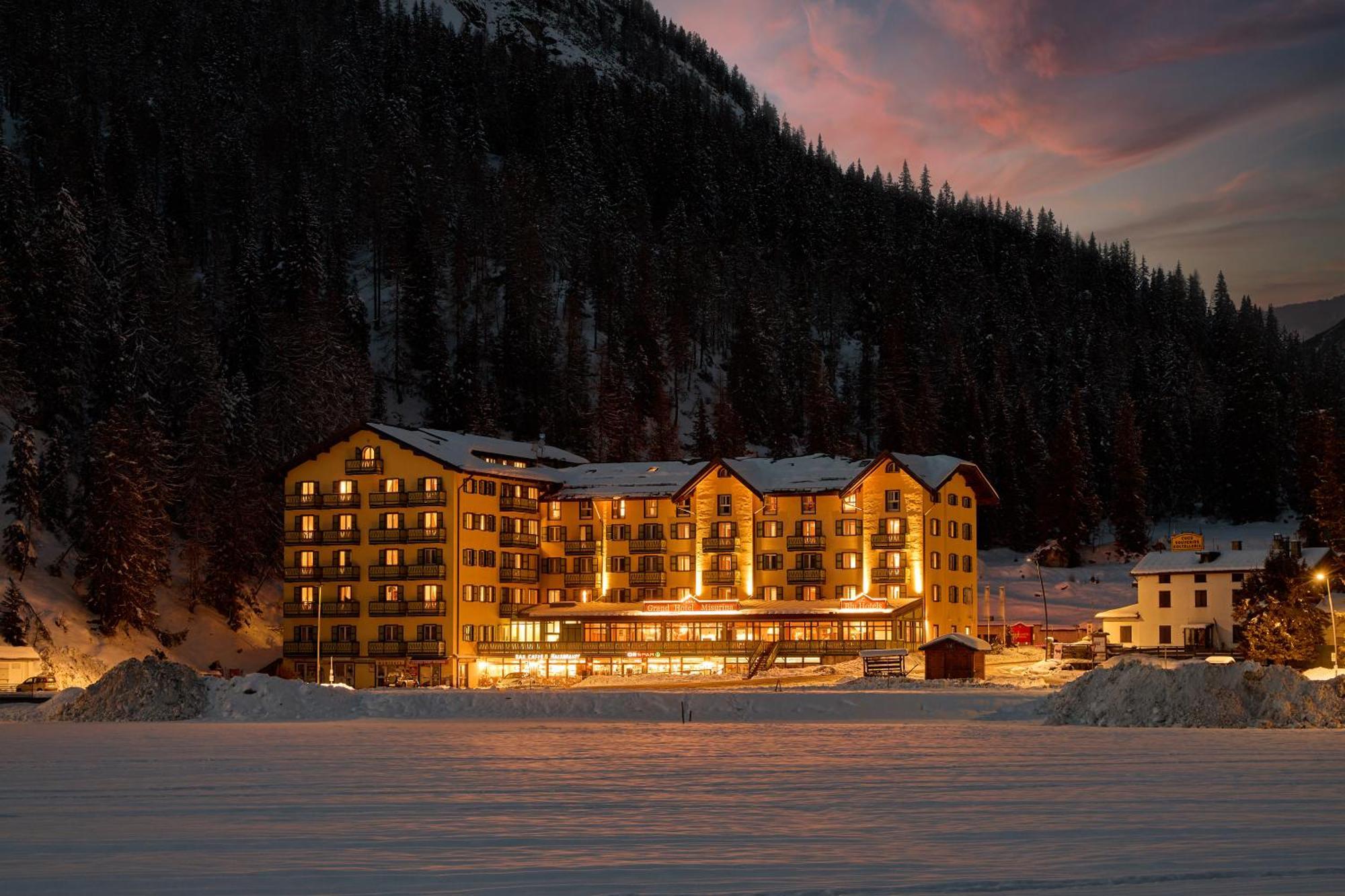 Grand Hotel Misurina Exterior foto